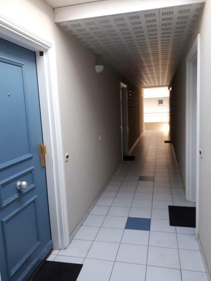 F2 Immeuble Les Pieds Dans L'Eau Apartment Villeneuve-Loubet Exterior foto