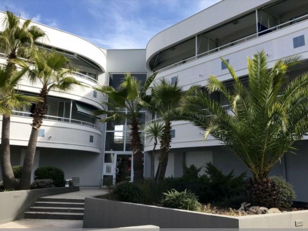 F2 Immeuble Les Pieds Dans L'Eau Apartment Villeneuve-Loubet Exterior foto