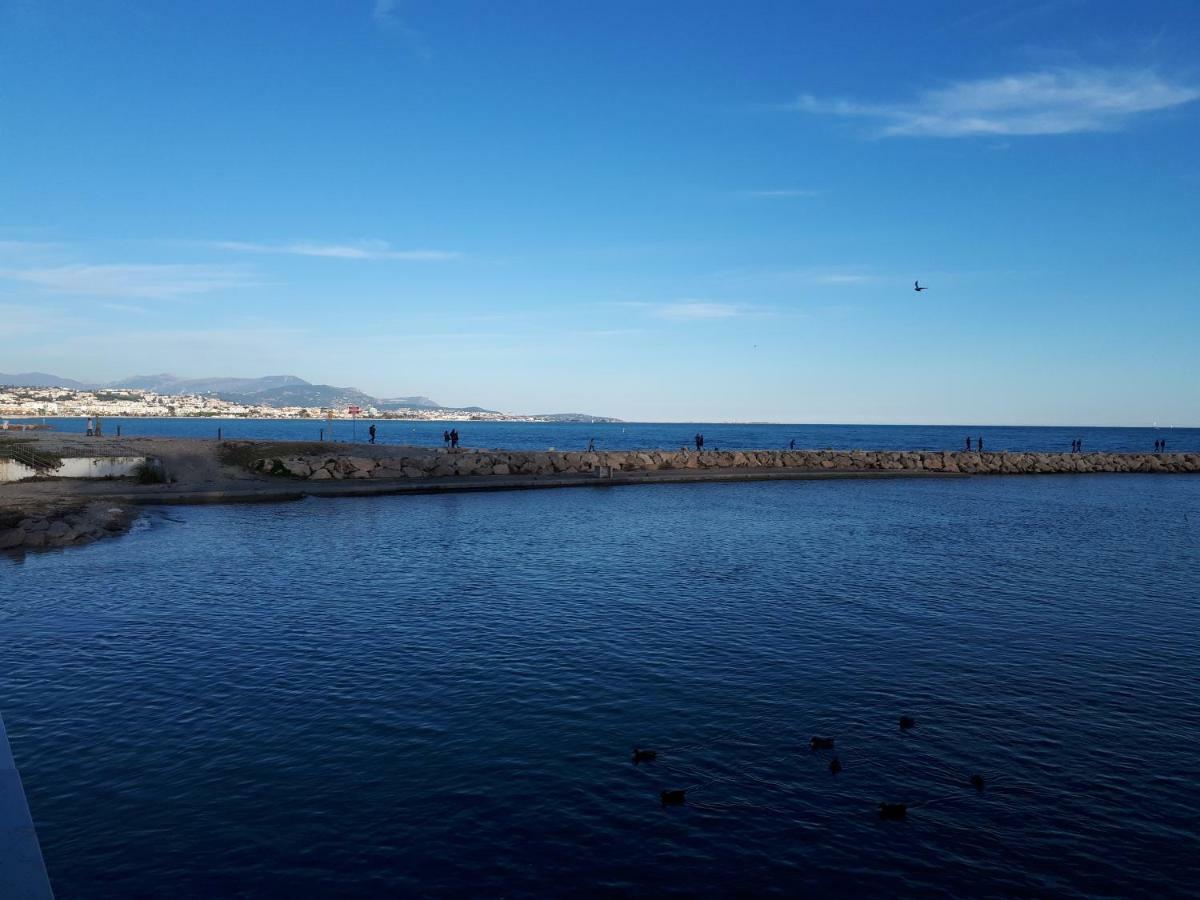 F2 Immeuble Les Pieds Dans L'Eau Apartment Villeneuve-Loubet Exterior foto